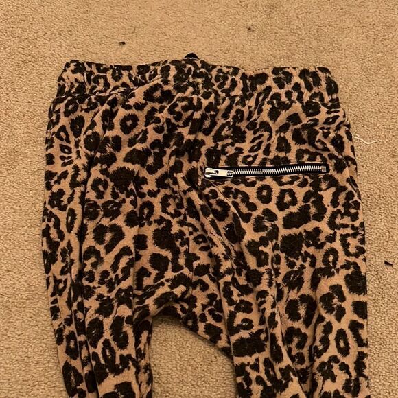 LNA Leopard Jogger XS  - Picture 4 of 5